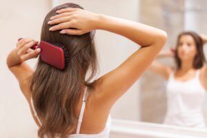 Read more about the article Easy Tips To Reduce Hair Fall And Dandruff Naturally